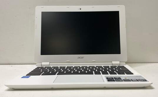 Acer Chromebook 11 CB3-111 Series 11.6" Intel Celeron Chrome OS image number 1
