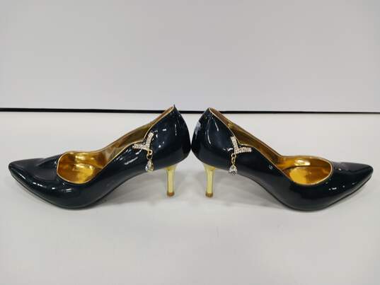 Young World  Women's Black Pointed Toe High Heels Size 250 image number 4