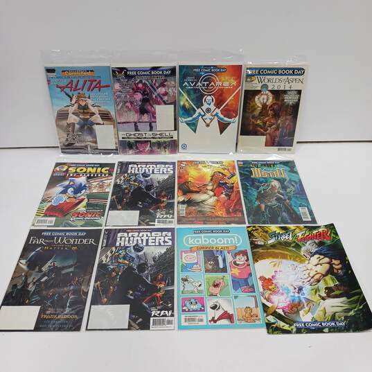 Mixed Publishers Comic Books Assorted 12pc Lot image number 1
