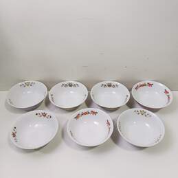 7 Eastern Porcelain Soup / Rice Footed Bowls alternative image