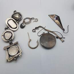 Sterling Silver Jewelry Scrap 57.6g alternative image