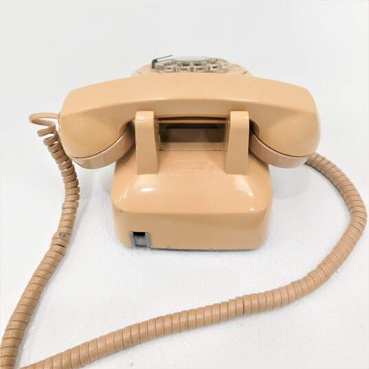 Vintage Bell System Western Electric Peach Beige Rotary Dial Desk Phone Landline Home Telephone image number 3