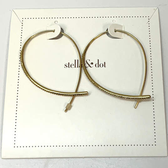 Designer Stella & Dot Gold-Tone Clear Rhinestone Fashionable Hoop Earrings image number 2