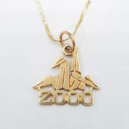 14K Gold 2000 Pendant Necklace 2.9g