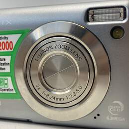Fujifilm FinePix F20 6.3MP Compact Digital Camera alternative image