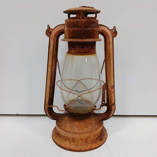 Vintage Rustic Oil Lantern image number 2