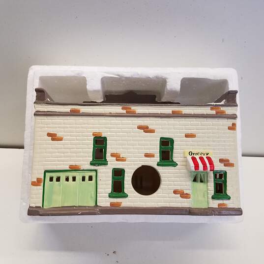 Department 56 Snow Village Village Market 1988- SOLD AS IS, NO LIGHT CORD image number 5
