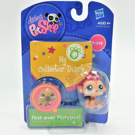 Sealed Hasbro Littlest Pet Shop 1422 Monkey Figurines & Collector Diary Booklets image number 1