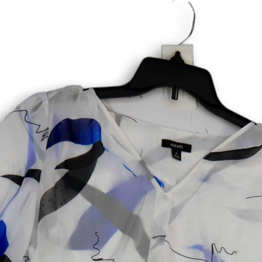 NWT Womens White Blue Spray Leaf Print V-Neck Pullover Blouse Top Size M image number 3