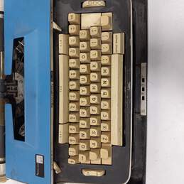 Deluxe Typewriter In Case alternative image