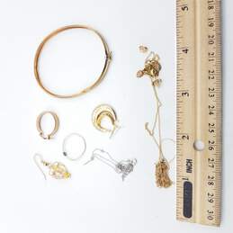 10k Yellow Gold Scrap Jewelry for Craft or Repair 10g alternative image