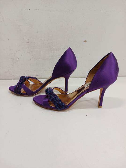 Badgley Mischka Purple Pump Style Slip-On Heels Size 6.5 image number 2