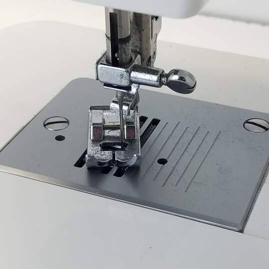 Singer Prelude Sewing Machine Model 8280 image number 8