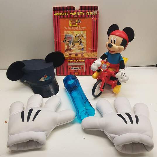 Bundle of 5 Disney Mickey Mouse Collectibles image number 1