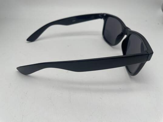 Mens Black Frame Lightweight Full Rim Classic Square Sunglasses image number 2