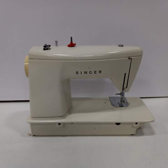 Singer Model 734 Sewing Machine image number 2