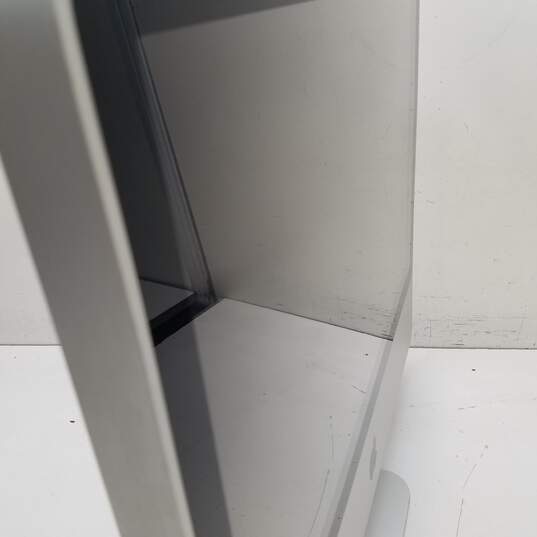 Apple iMac All-in-One 20-in (A1224) - Wiped - image number 3