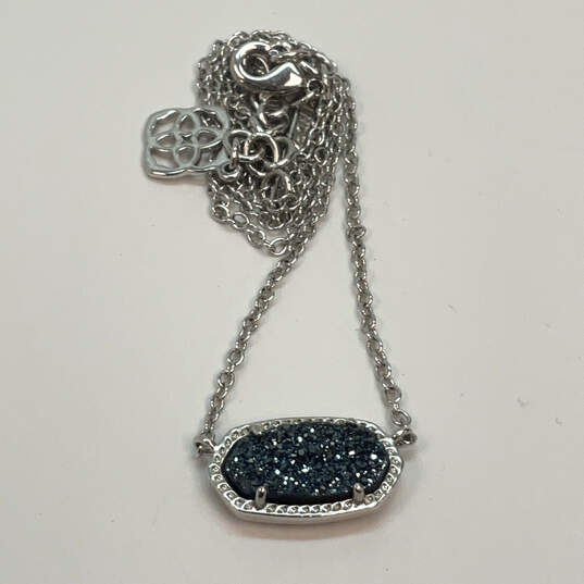 Designer Kendra Scott Silver-Tone Link Chain Elisa Pendant Necklace image number 2