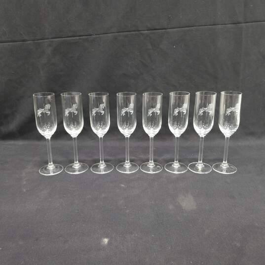Bundle of 8 Wine Crystal Glasses image number 1