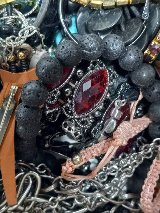 Assorted Fashion Costume Jewelry image number 3