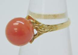Vintage 14K Yellow Gold Red Coral Bead Ring 3.4g alternative image