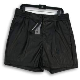 NWT Womens Black Pleated Slash Pocket Elastic Waist Chino Shorts Size 14