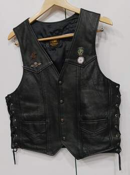 Mens Black TRD Leather Graphic Print Button Front Motorcycle Vest Size Large