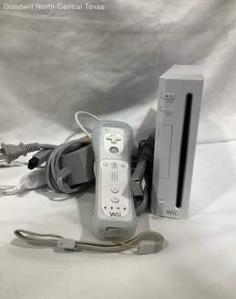 Nintendo Wii Video Game System w/ Accessories