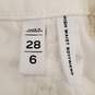 Loft Women White Ripped Jeans Sz 28/6 NWT image number 5