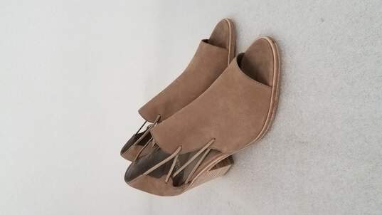 Eileen Fisher Nikki Beige Nubuck Leather Women's  Peep Toe Heels sz 9.5 image number 1
