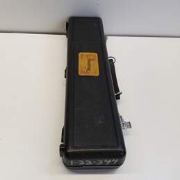 Armstrong 104 Flute With Hard Case alternative image