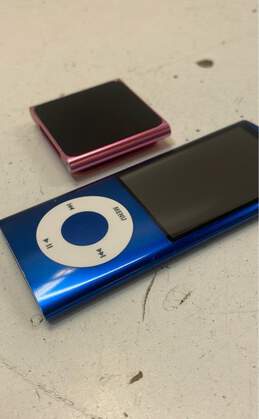 Apple iPod Nanos (5th and 6th Generation) - Lot of 2 alternative image