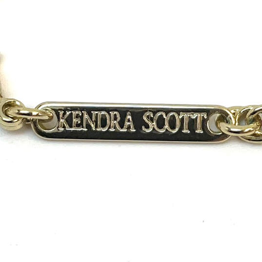 Designer Kendra Scott Gold-Tone Chain Fashionable Gray Pendant Necklace image number 4