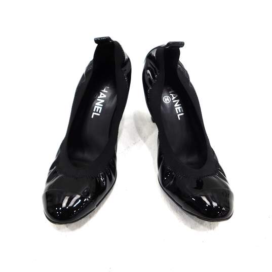 Chanel Women’s Escarpins Black Scrunch Pumps Size 37.5 with Pouch, Box & COA image number 3
