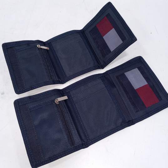 Tommy Hilfiger Blue, Red And White Travel Pouch And 2 Wallets image number 3