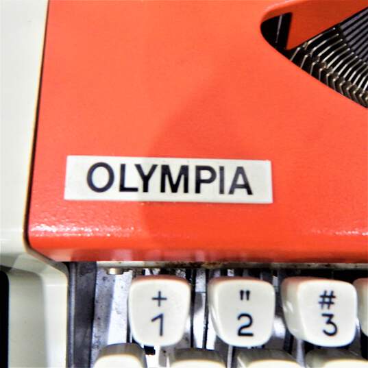 1969 Olympia Traveller De Luxe Cursive Script Orange Typewriter w/ Case image number 4