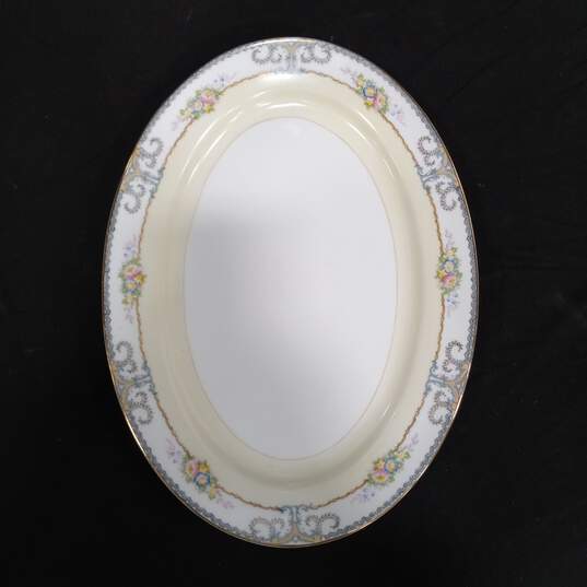 Meito China Japanese Hand Painted Floral Pattern Fine China Serving Plate image number 4