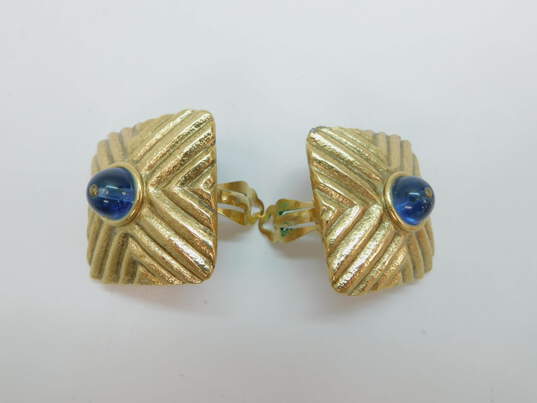 Vintage Charles Jourdan Paris Goldtone Blue Glass Orb Textured Ridges Square Statement Clip On Earrings 51.7g image number 4