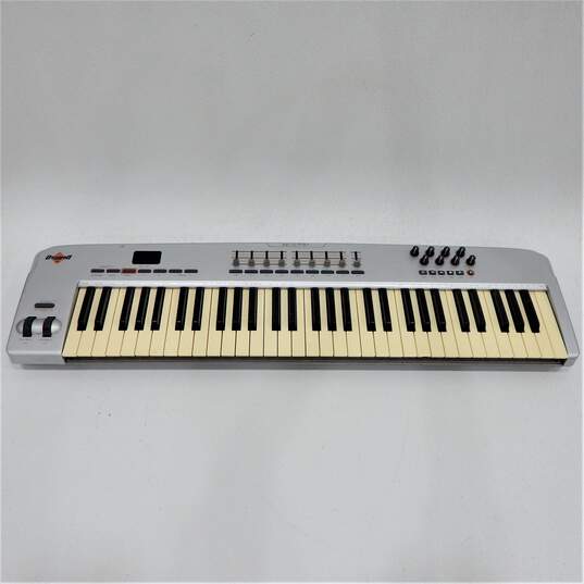 M-Audio Brand Oxygen 61 Model USB MIDI Keyboard Controller image number 1