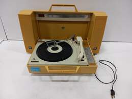 General Electric Wildcat Record Player W/Yellow Case Untested