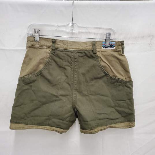 Patagonia WM's Regenerative Organic Cotton Two Tone Green Shorts Size 6 image number 2