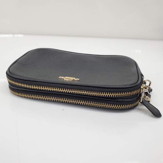 Coach Sadie Black Pebbled Leather Double Zip Small Crossbody Clutch Bag image number 4