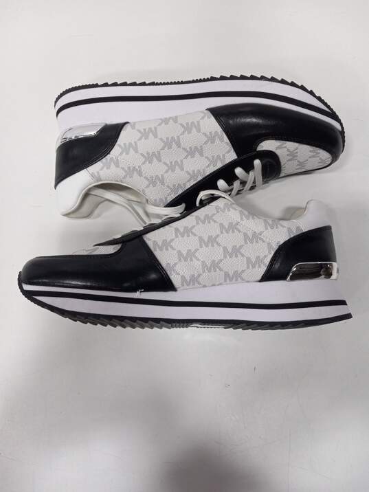 Michael Kors Monogram Pattern Sneakers Size 9.5M image number 2