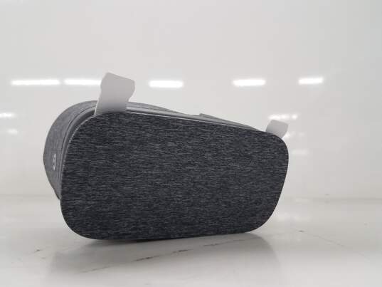 Google Daydream View Headset Untested *No Remote* image number 3