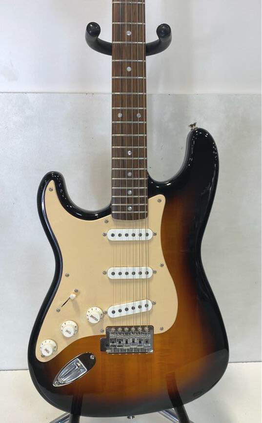 Fender Electric Guitar - Squier Strat image number 3