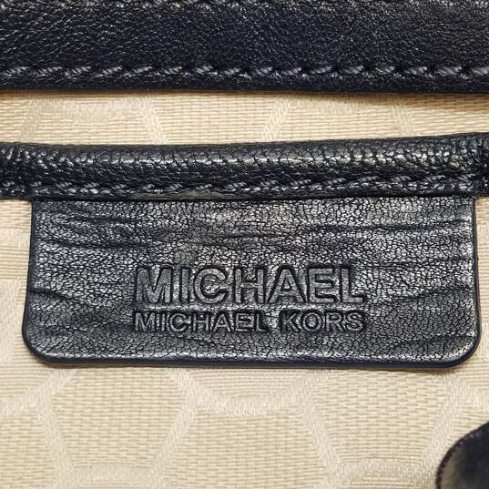 Michael Kors Hamilton Navy Blue Leather Padlock Large Shoulder Tote Bag image number 6