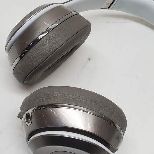 Silver Beats Solo Headphones Ciroc for Parts and Repair image number 7