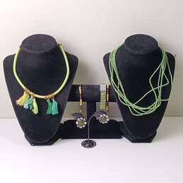 5pc Green Fashion Jewelry Bundle