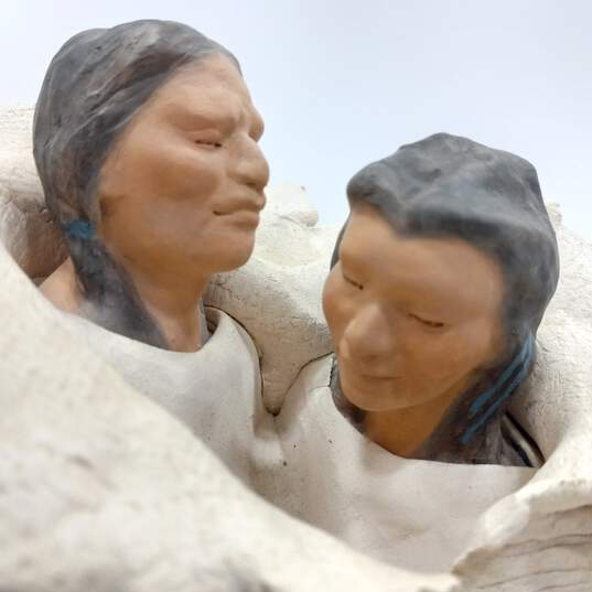 Vintage Sinapau Native American Courting Blanket Figurine image number 10