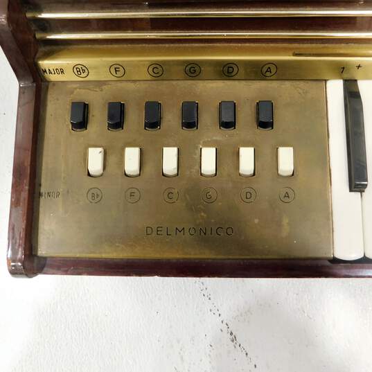 VNTG Delmonico Brand Electronic Chord Organ w/ Power Cable (Parts and Repair) image number 10